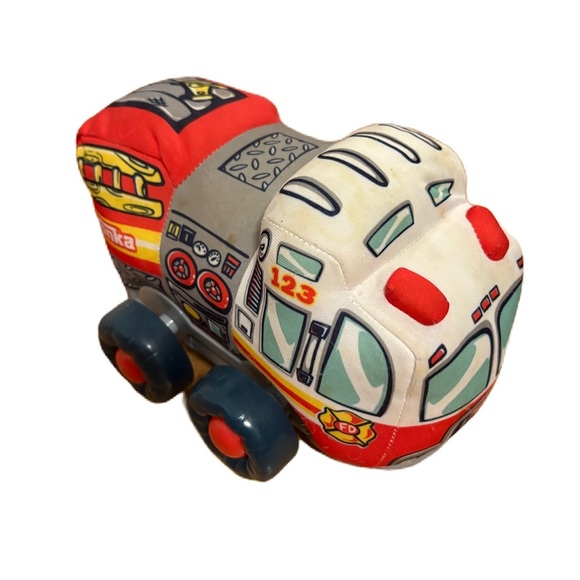 Tonka SOFT WALKIN' WHEELS Plush Battery Operated Fire Truck 2014 Sirens Noise - Picture 1 of 5